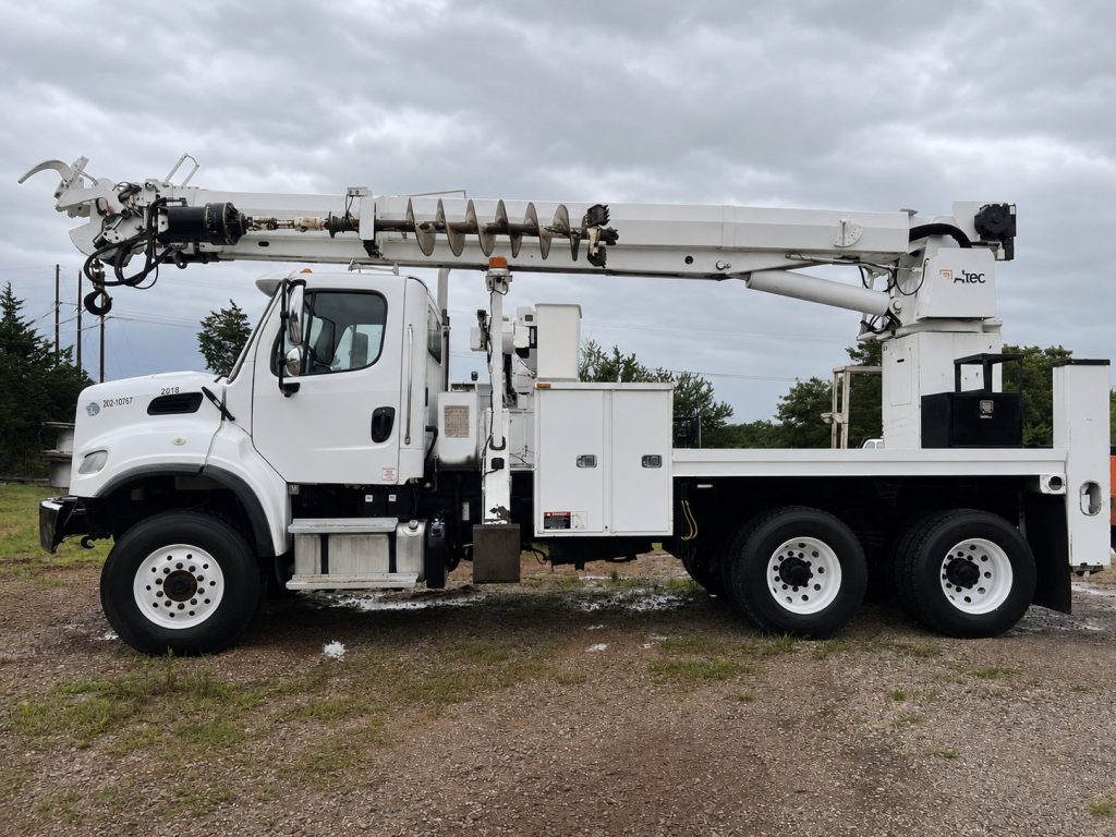 2013 FREIGHTLINER 6X6 ALTEC D4060 DIGGER DERRICK